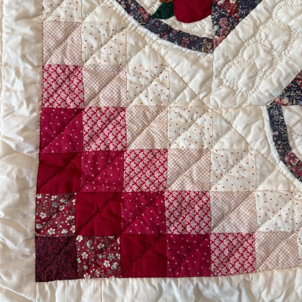 Vintage Handmade King Quilt Apple Basket Applique Patchwork Hand Quilted 96x118